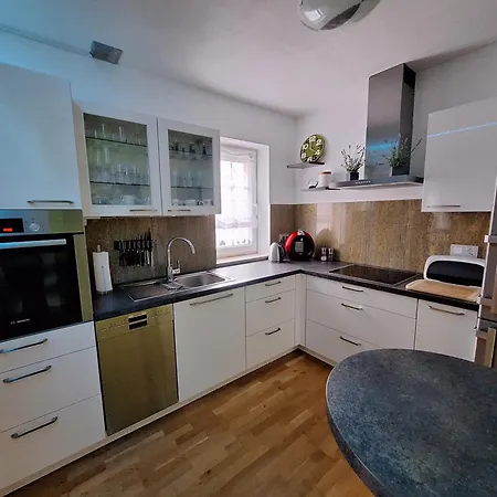 Apartment Modern Und Gemütlich *