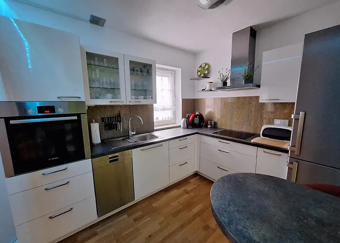 Apartment Modern Und Gemütlich *